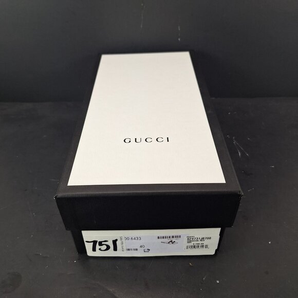 Gucci Rubber Buckle Chain Slide Sandals Womens Size 40 Hibiscus Red - Picture 14 of 14